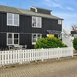 Дом отдыха Cozy Ground-floor With Sea View Oer Maritime Village Эбельтофт