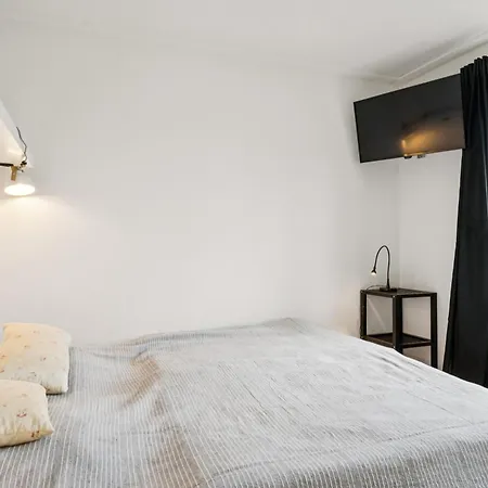 Дом отдыха Cozy Ground-floor With Sea View Oer Maritime Village
