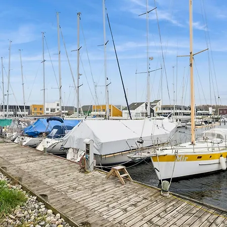 Cozy Ground-floor With Sea View Oer Maritime Village *